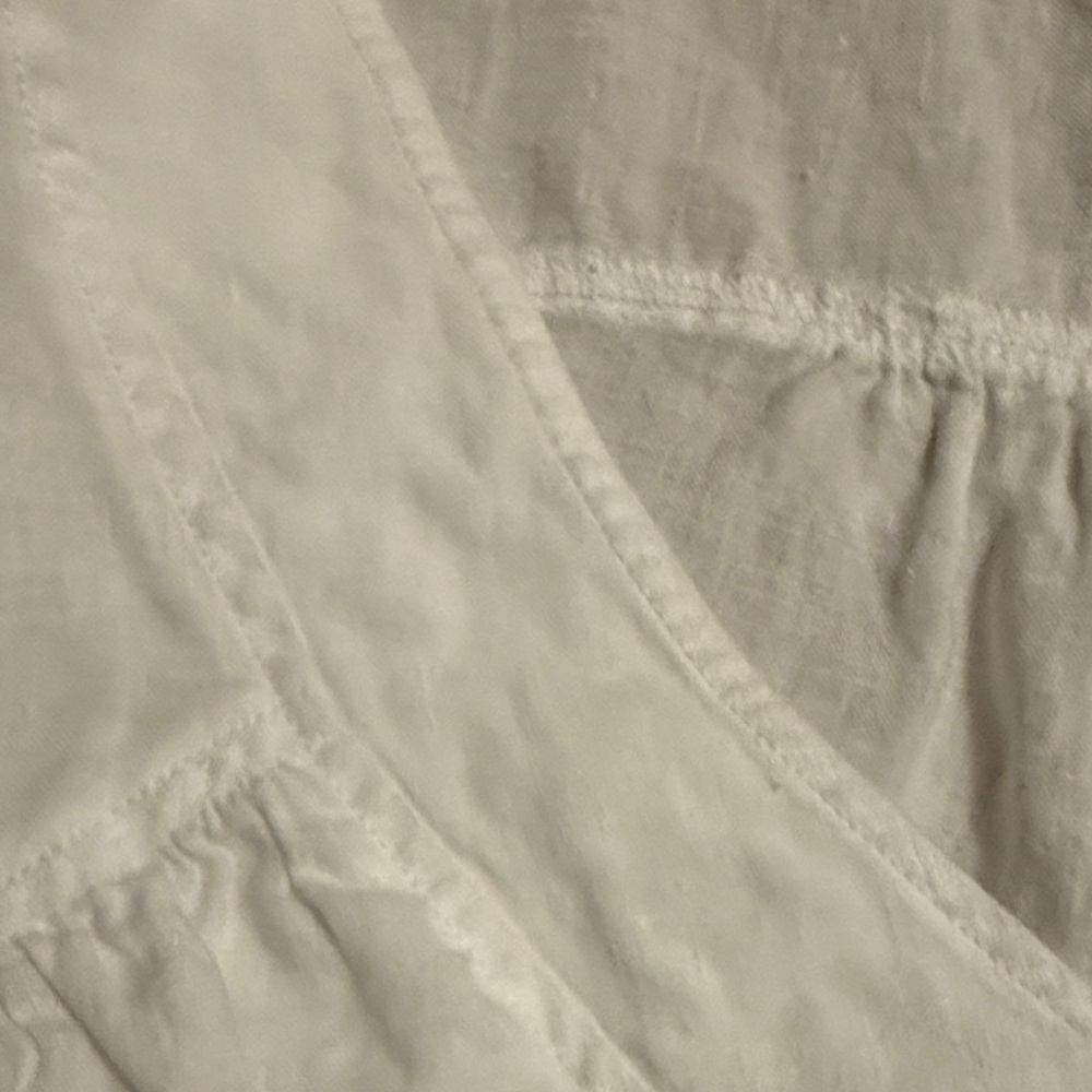 Lands' End Women’s Linen V-neck Sleeveless Top - Picture 4 of 4
